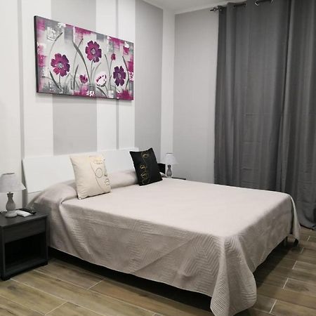 Carlino Room'S Палермо Екстер'єр фото